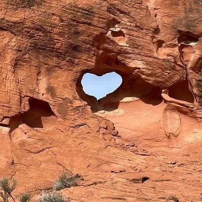 Private Valley of Fire Hiking and Sightseeing Adventure